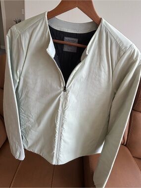 Icebreaker Women's ice frost (pale mint) “ainsworth merinoloft” Bomber Jacket
